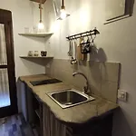 Bed & Breakfast La Gueena Vida 4*